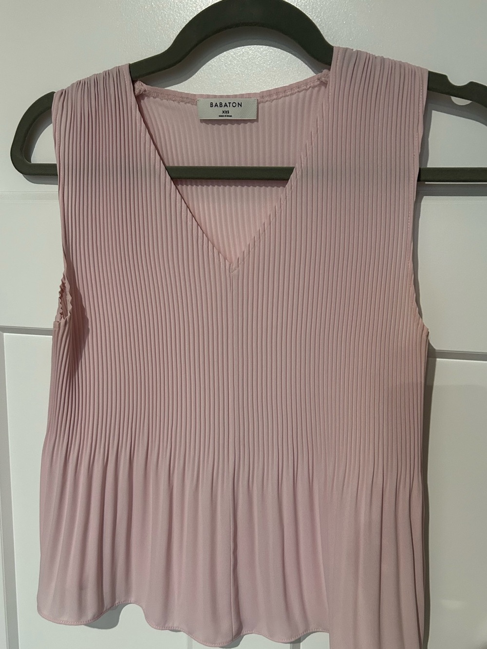 Babaton Pleated V-Neck Sleeveless Camisole in Light Pink